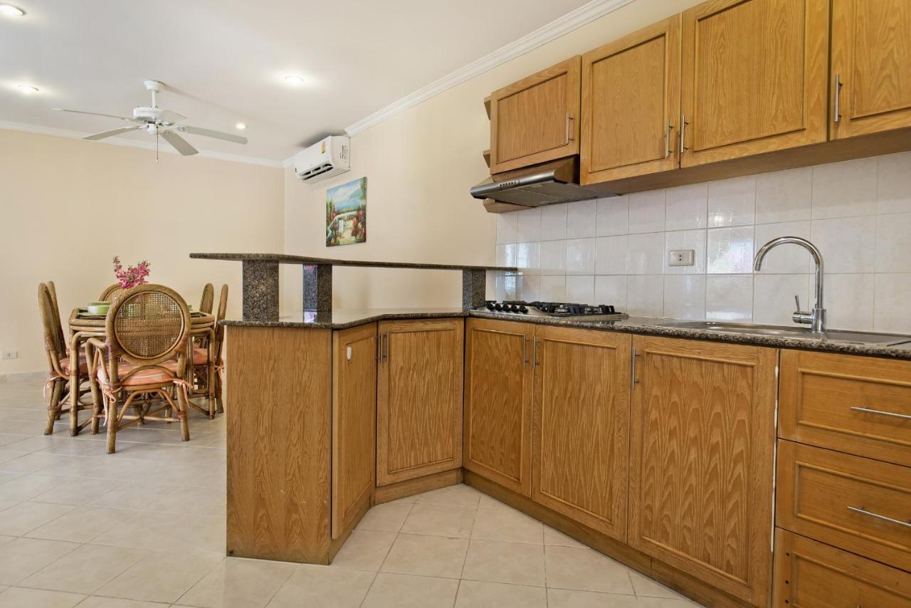 Butterfly Garden Boutique Residences Large Luxury Apts And Villas A Lifetsyle Destination By Neang, Everything You Need All Right Here 1-3 Bedrooms 110 To 190 Sq Mtrs, 2 Full Bathrooms, Rain Shower, Spa Bath, Bbq, Free Wifi, Staff 24-7, Close To Beac Патая Екстериор снимка