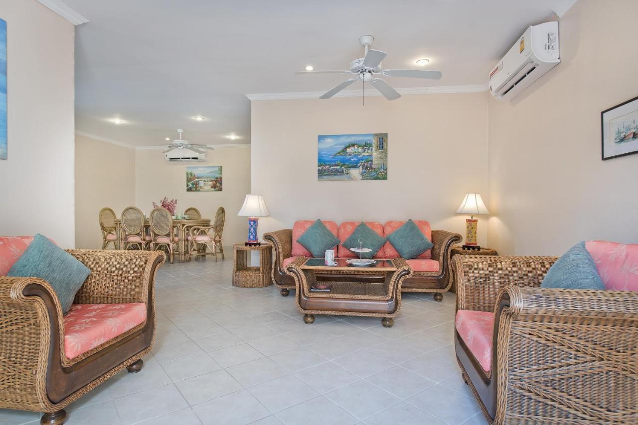 Butterfly Garden Boutique Residences Large Luxury Apts And Villas A Lifetsyle Destination By Neang, Everything You Need All Right Here 1-3 Bedrooms 110 To 190 Sq Mtrs, 2 Full Bathrooms, Rain Shower, Spa Bath, Bbq, Free Wifi, Staff 24-7, Close To Beac Патая Екстериор снимка